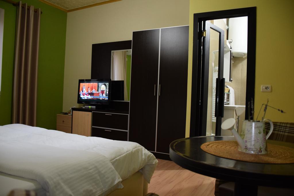 Hotel Eagle 地拉那 外观 照片
