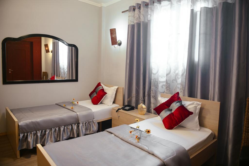 Hotel Eagle 地拉那 外观 照片